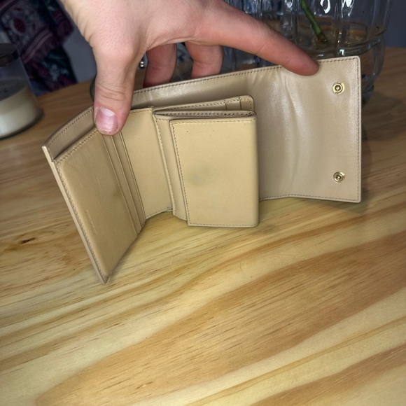 Celine Small Trifold Leather Compact Wallet Light Grey Pre Owned - Picture 4 of 6